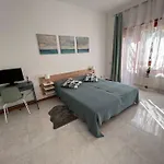 Your House And Garden In Rome