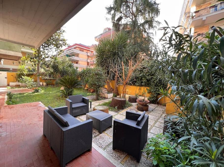 Appartamento Your House And Garden In Roma